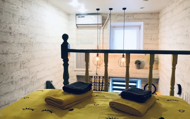 Апартаменты Уютная 2х Уровневая Студия на Телецентре