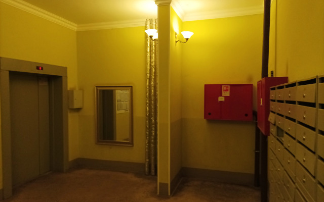 Квартира Уютная 1-комнатная с балконом у метро Международная