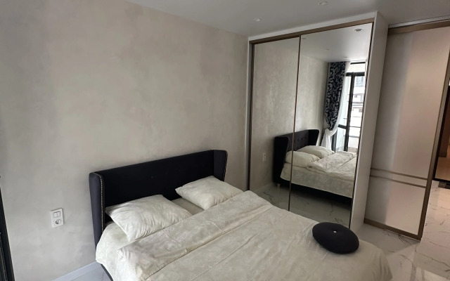 Квартира VIP 2-х комн у метро