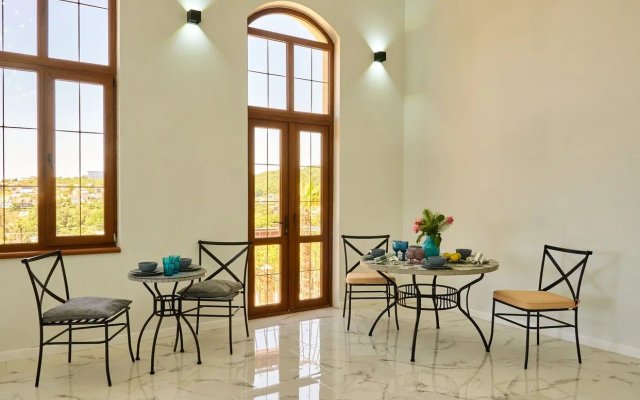 S Vidom Na More Silk House Villa