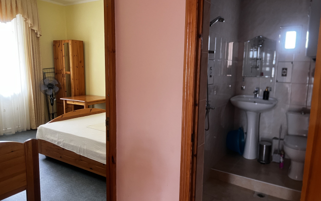 U Samogo Sinego Morya  Living Quarters