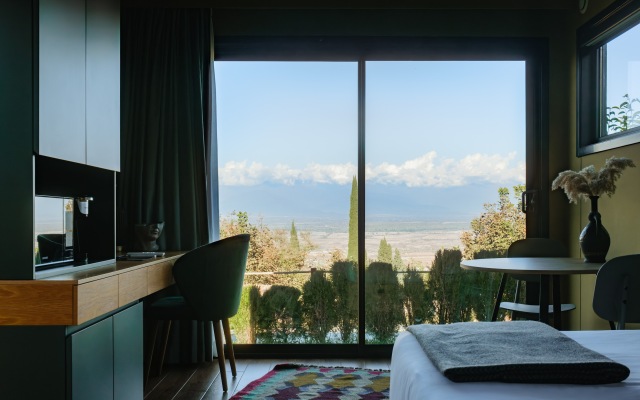 Horizons Bakurtsikhe Mini Hotel