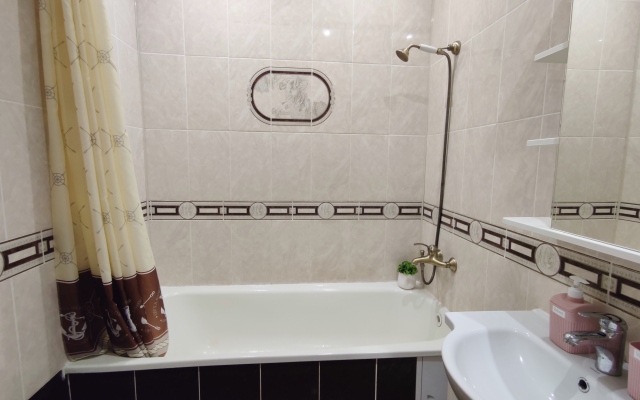 Komfort Na Khlebozavodskoy 28/5 Apartments