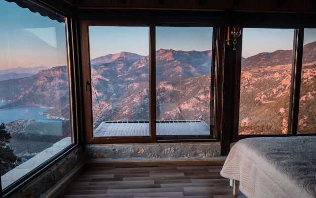 Отель Yediburunlar Lighthouse Boutique & Restaurant