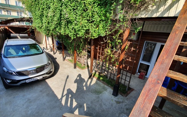 Oksana Guest House