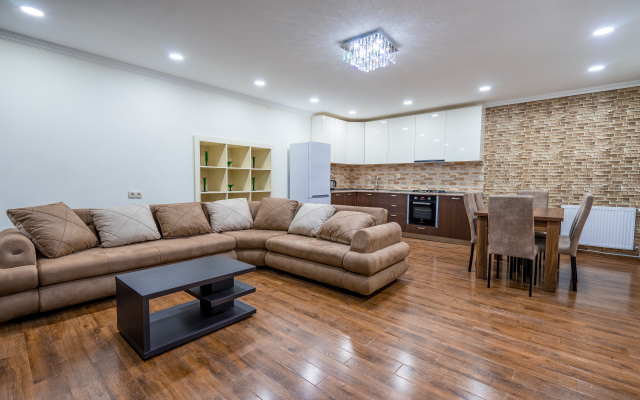 Golden Smart's Apartments