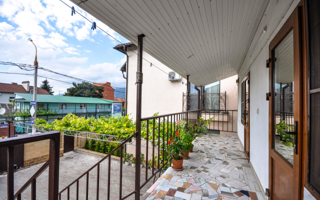Yelena Guest House