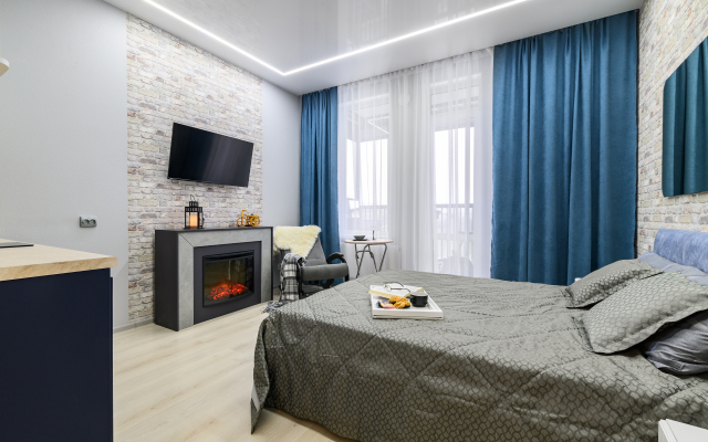 V Artlayne Apartments