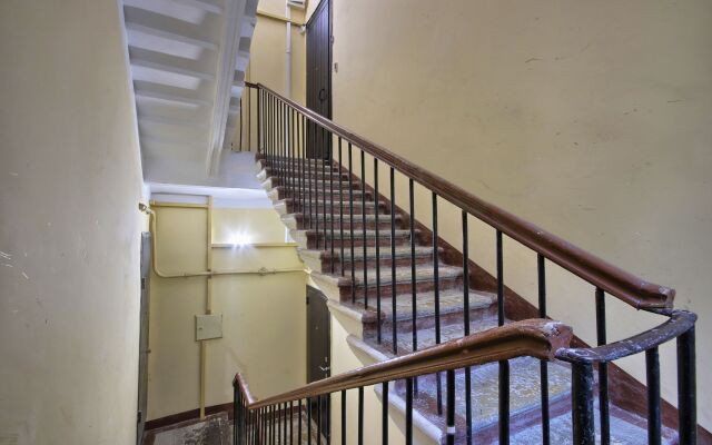 U Ermitazha Apartments