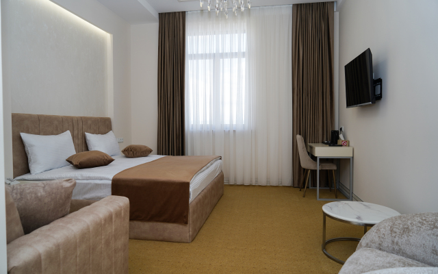 Igit Plaza Hotel