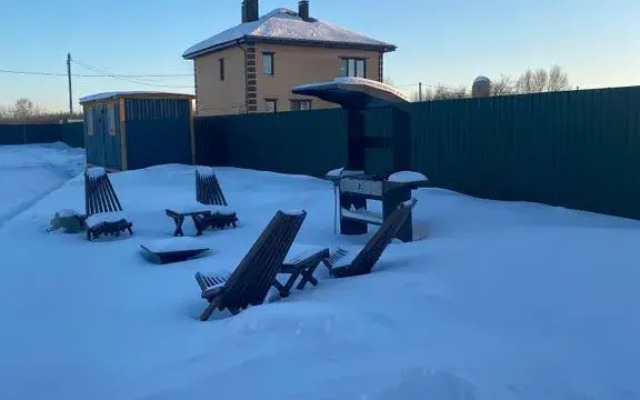 Uyutny i Sovremenny Private house Barnkhaus