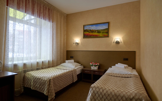 Zima Hotel