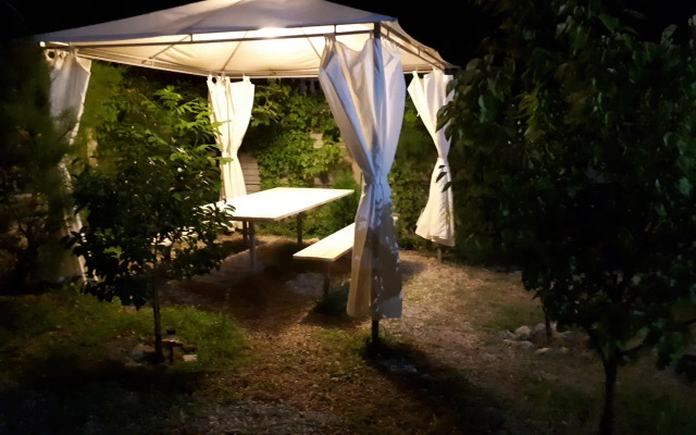 Мебилированные комнаты Парус