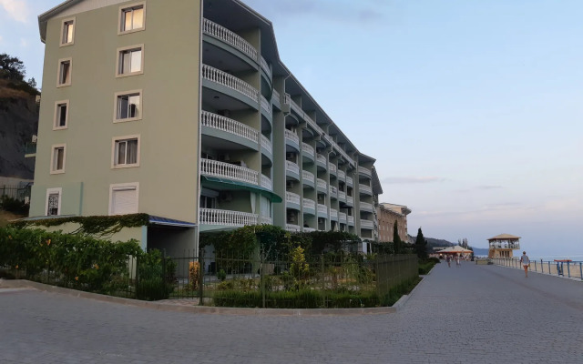 Апартаменты у синего моря