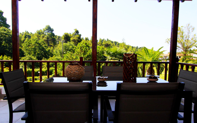 Lorenia Sea Side Elani Villa