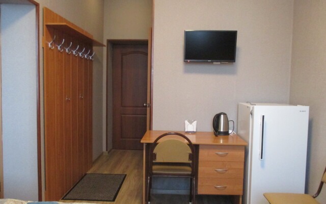 Uyut Guest House