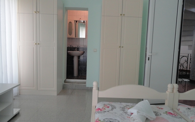 Petrovac with pool 6 bedrooms Vila