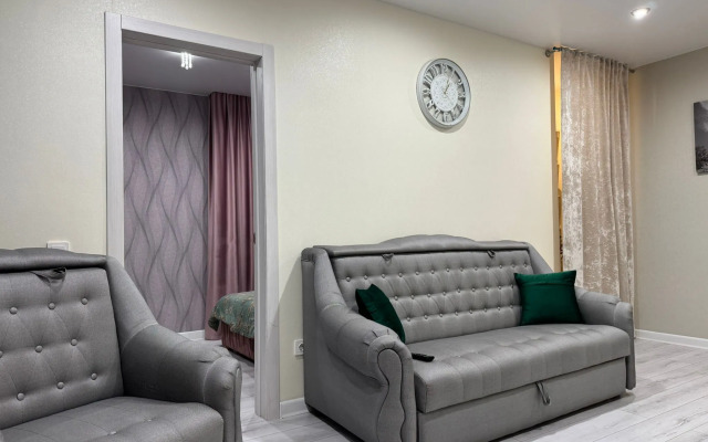 Na Ozheshko 14 Apartments