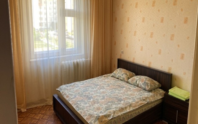 Квартира Двухкомнатная на Ул Отрадная Д79 20007