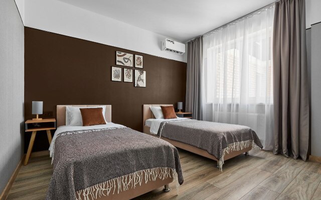 Siena Flat