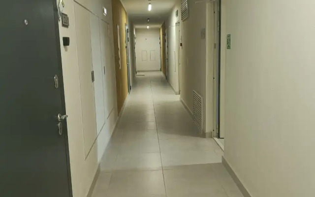 Na Schastlivoy Flat