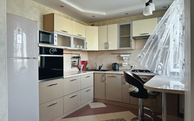 Квартира с панорамным видом на реку и все монастыри