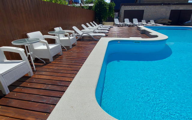 Tsentralnyij Guest House