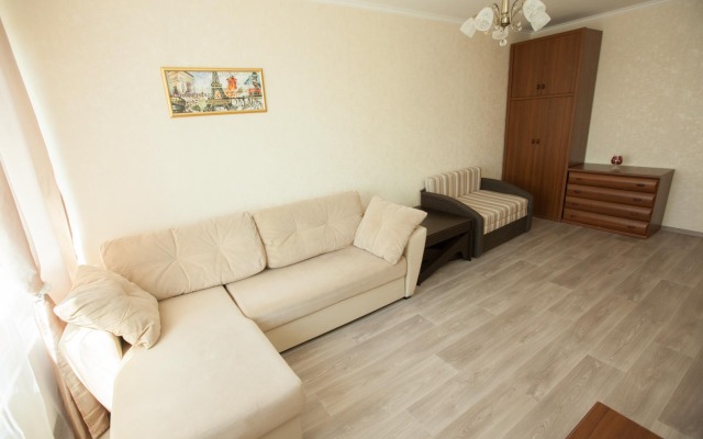 Dvukhkomnatnaya Kudasheva 108 Flat
