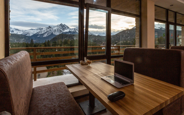 Chalet FoRRest Hotel