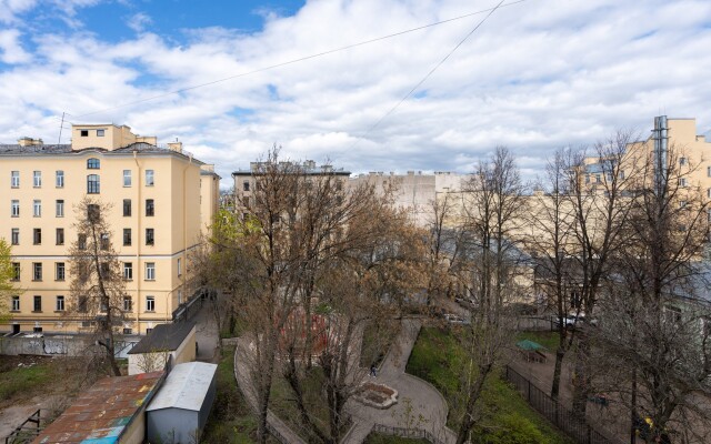 Апартаменты LetYourFlat "Romantic" 1 спальня