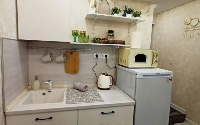 S Dzhakuzi S Sovremennym Remontom Flat