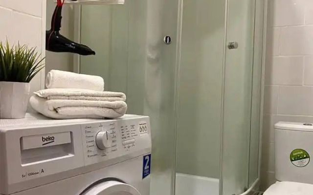 Uyutnaya Sovremennaya Studiya Flat