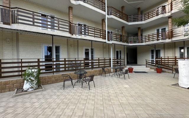 "Adam i Yeva" Guest House