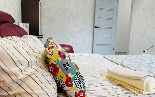 Bolshaya dvushka s otdelnymi komnatami Flat