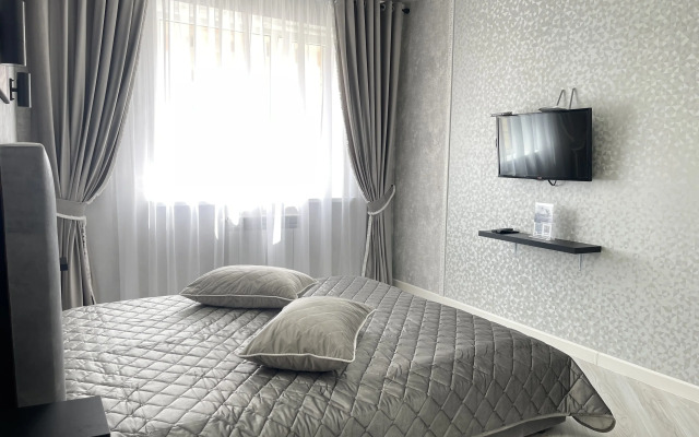 Na Rogozhnikova 3 (HouseVip26) Flat
