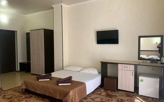 Ellada Guest House
