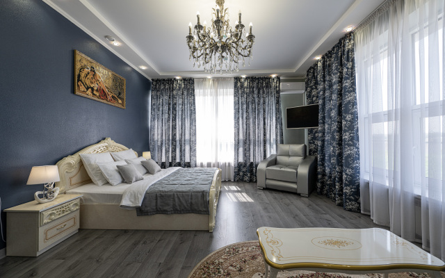 Venice Hotel