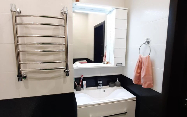 Odnokomnatnaya Kvartira V Tsentre Surguta Flat