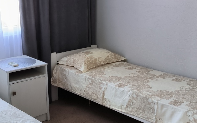Na Beregu Guest House
