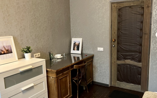 Меблированные Комнаты в Доме Булгакова (2)