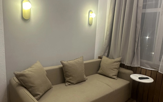 Апартаменты двухуровневые 31м2 рядом с центром