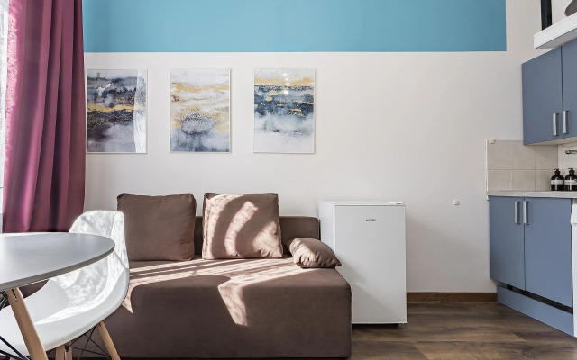 Loft 4 okolo Tts Etazhi Apartments