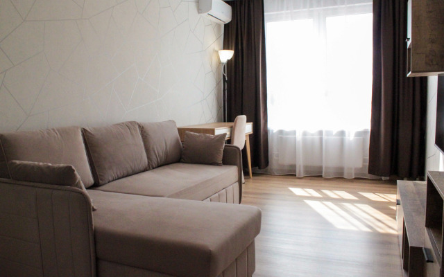 Na Romanovskoy 5 Flat