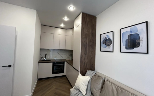 Ryadom S Beryozovoy Roschey Apartments