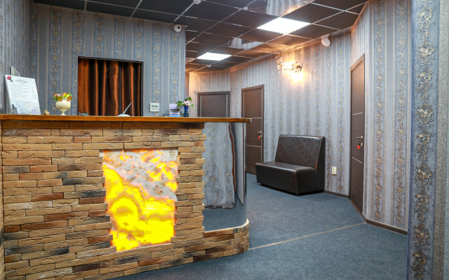 Apelsin u Krasnoy Ploshadi Hotel