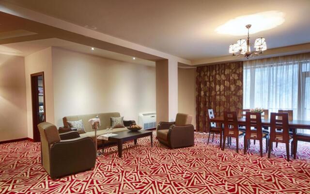 Aghveran Ararat Resort Hotel