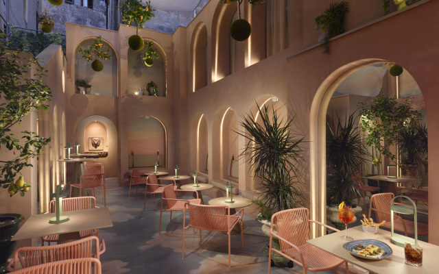 Leon's Place Hotel