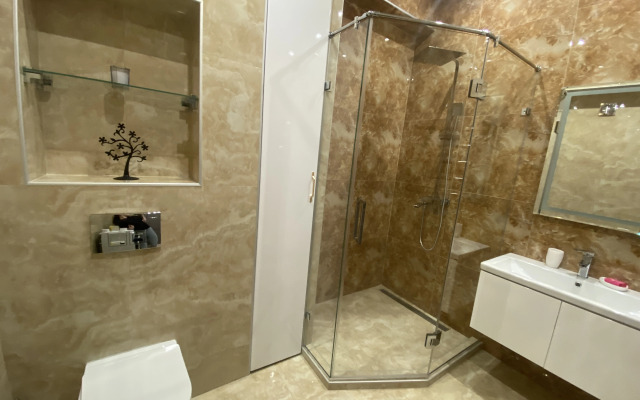 Квартира на Коллективной 11