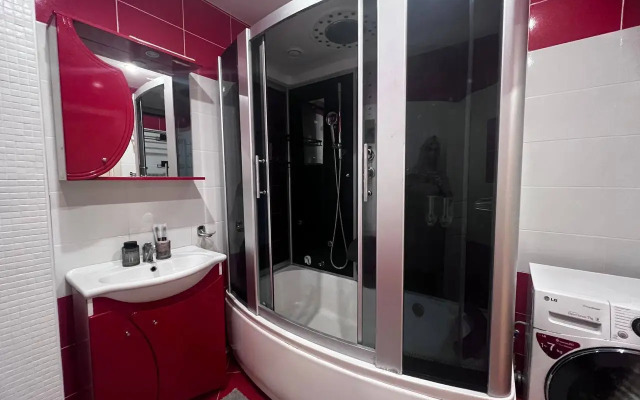 Na Ulitse Okulova 18 Flat