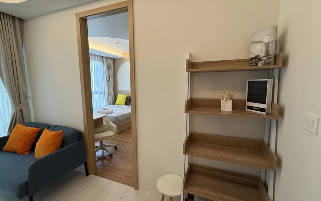 Sovremennaya Ryadom s Plyazhem Kamala Flat